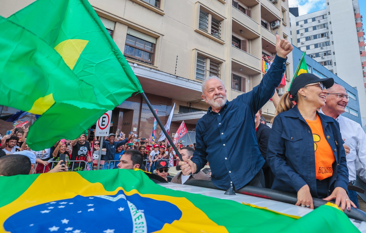 Em Porto Alegre Lula Se Solidariza Seu Jorge E Repudia Racismo