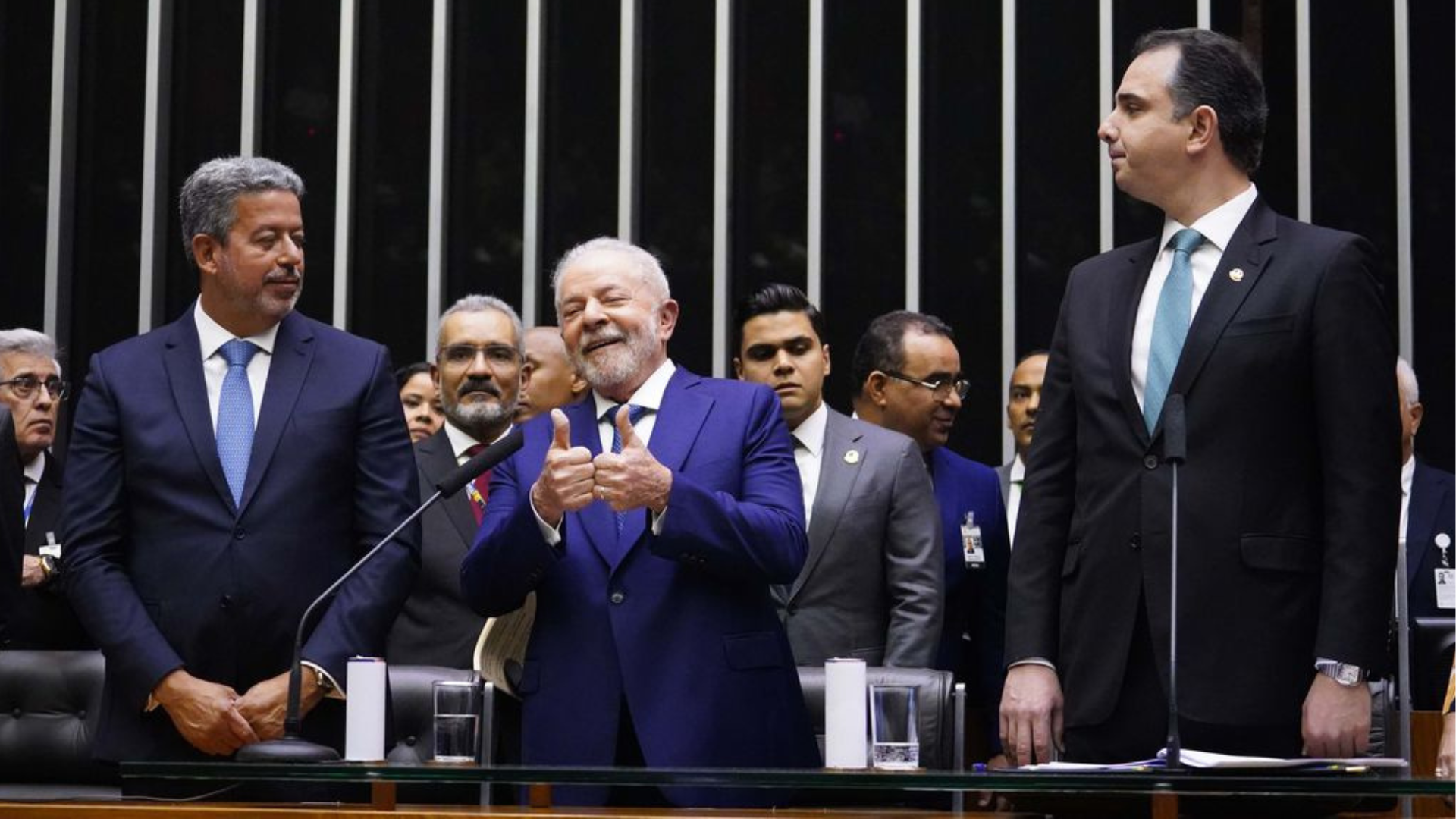 Lula assume 3º mandato mensagem de esperança e reconstrução