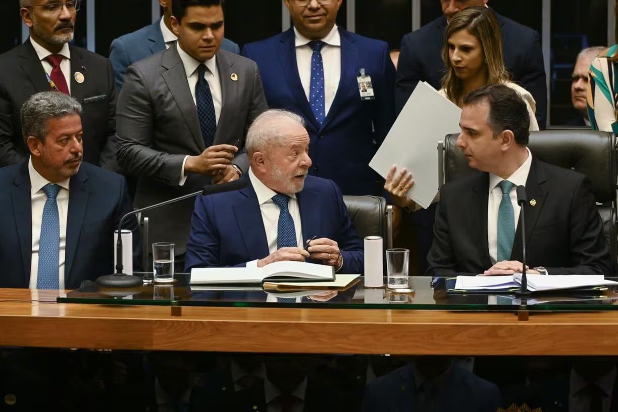 Três MPs perderam a validade hoje O que muda Vermelho