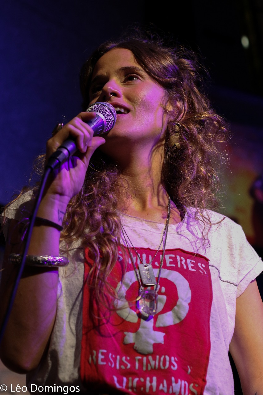 Ana Canãs