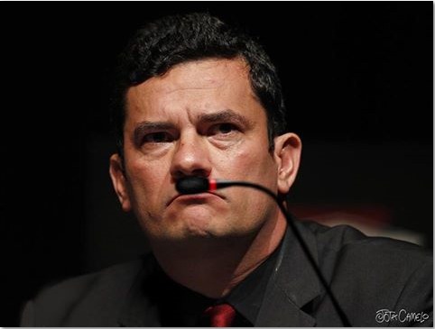 No xadrez de Bolsonaro, Sergio Moro adota a tática do 'Rei Afogado' – Faces  da Violência