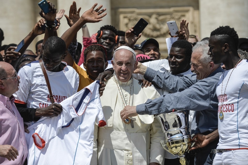 Papa Francisco abre maior consulta democrática da história sobre futuro da  Igreja