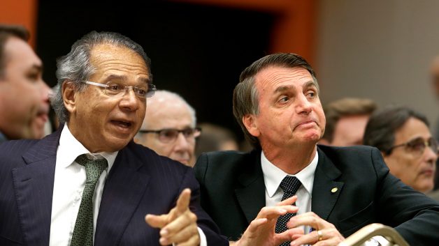 Bolsonaro afaga Guedes, mas crise segue no horizonte - Vermelho