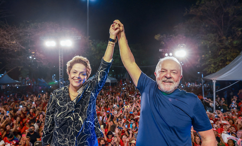 Dilma pede Lula no 1 turno e cutuca Ciro Brizola jamais iria