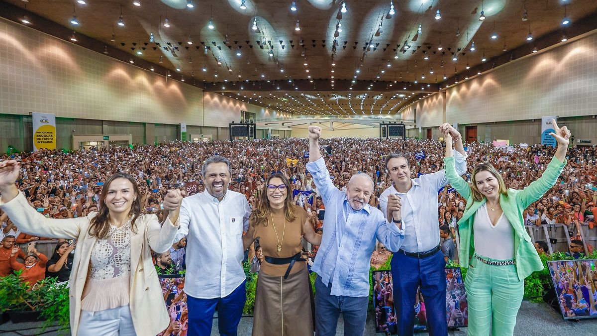 Escolas de tempo integral ter o um milh o de vagas a mais Vermelho