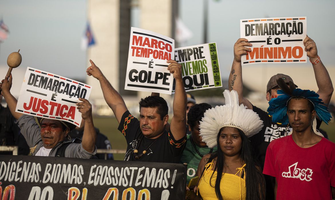 Conciliação sobre marco temporal será em agosto - Vermelho