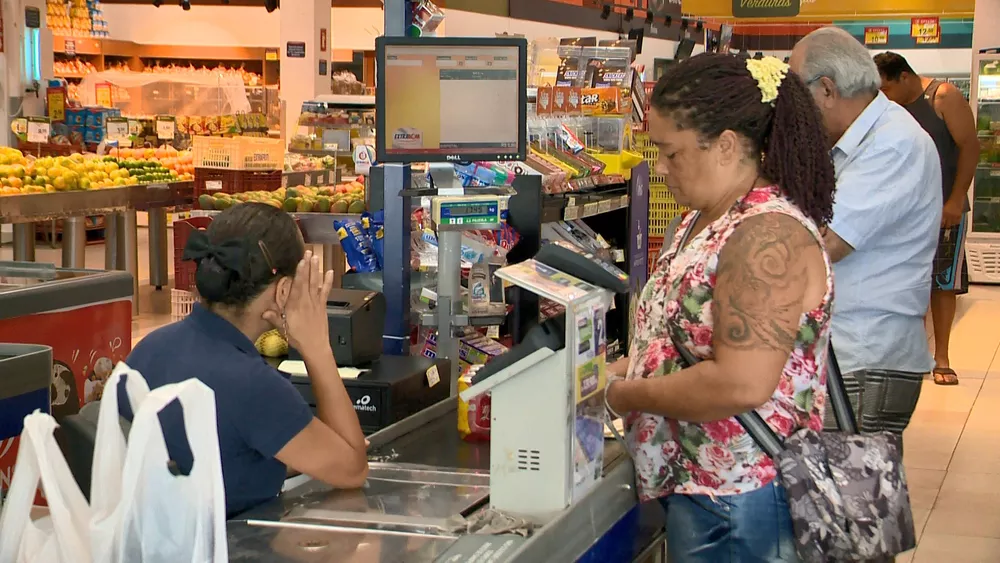 Governo suspende portaria do trabalho em feriados e abre nova rodada de negociações