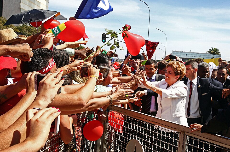 Dez anos da votação mais vergonhosa do Brasil: o golpe que tirou Dilma