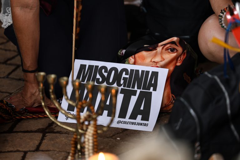 Debate sobre misoginia ganha novo impulso com relatório na Câmara